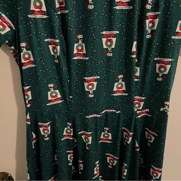 New Unique Vintage X Peanuts Christmas Dress - Picture 8 of 12